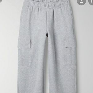 Tna Cozy AF Boyfriend cargo sweatpants
